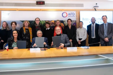 Gates Foundation and Agence Française de Développement partner to support last mile polio eradication in Pakistan and to build more climate resilient health systems   